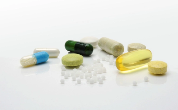 Poudre de bêta-carotène issue de la fermentation microbienne dans les compléments alimentaires