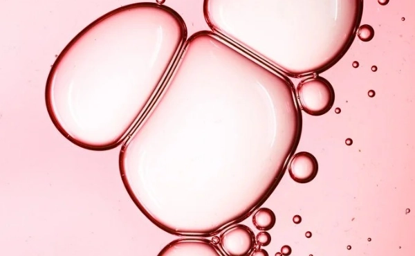 Effets de la fermentation microbienne de l'alpha-bisabolol sur la peau